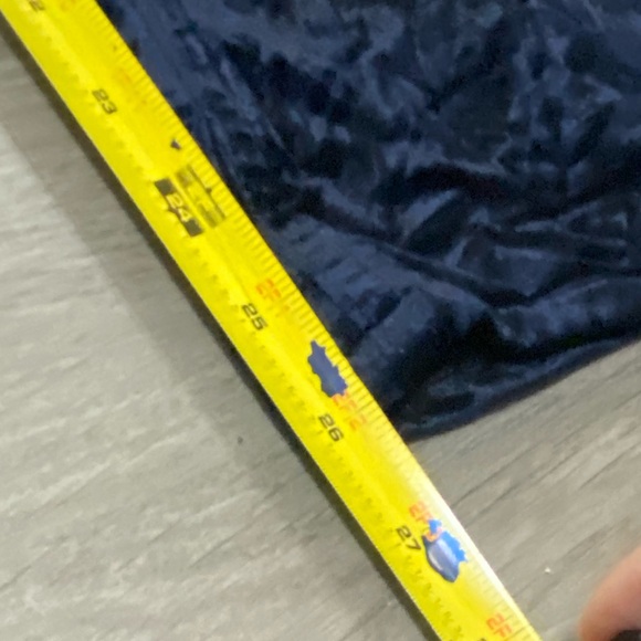 CITIZENS OF HUMANITY isola cropped boot velvet pant in navy velvet 29 - Picture 9 of 11